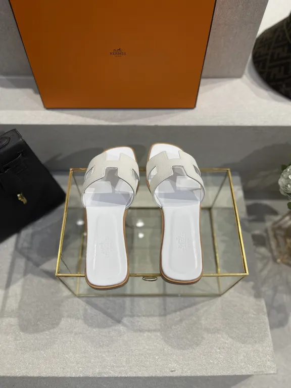 Hermes Shoe 